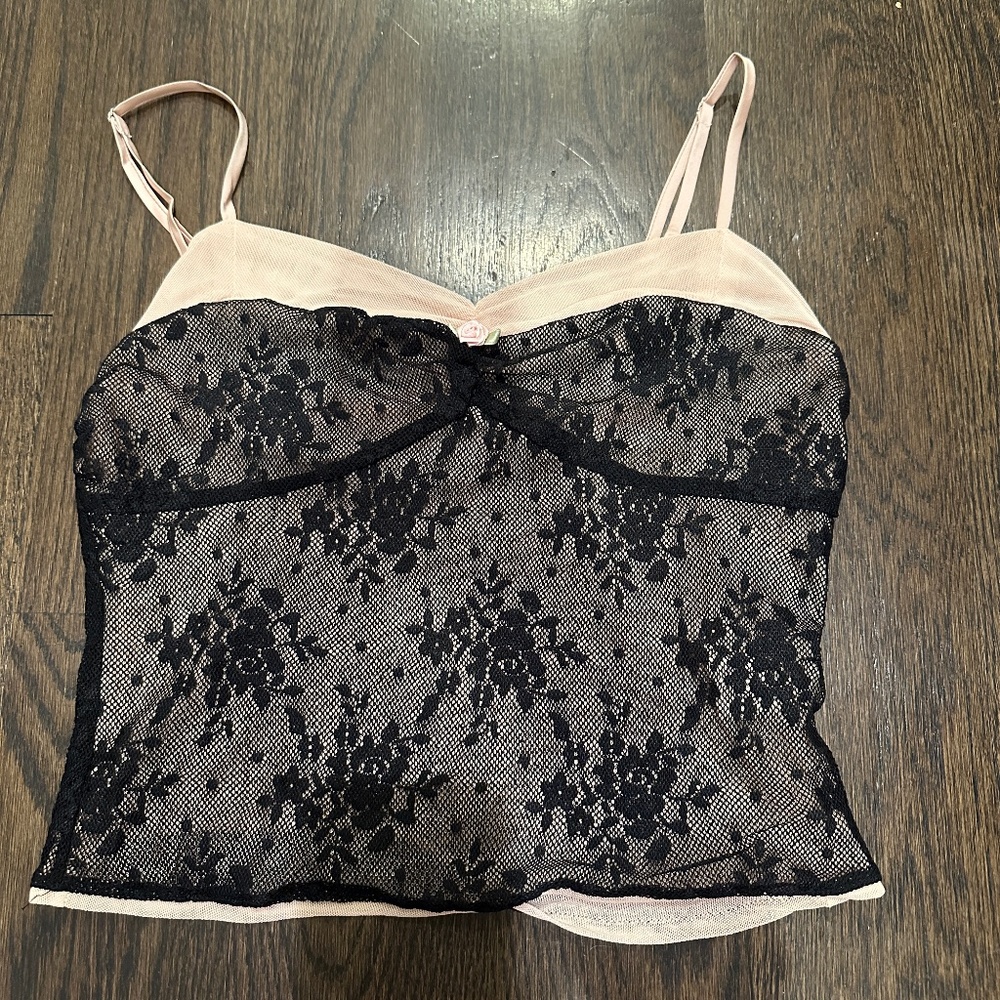 Gab & Kate black lace crop top Size M